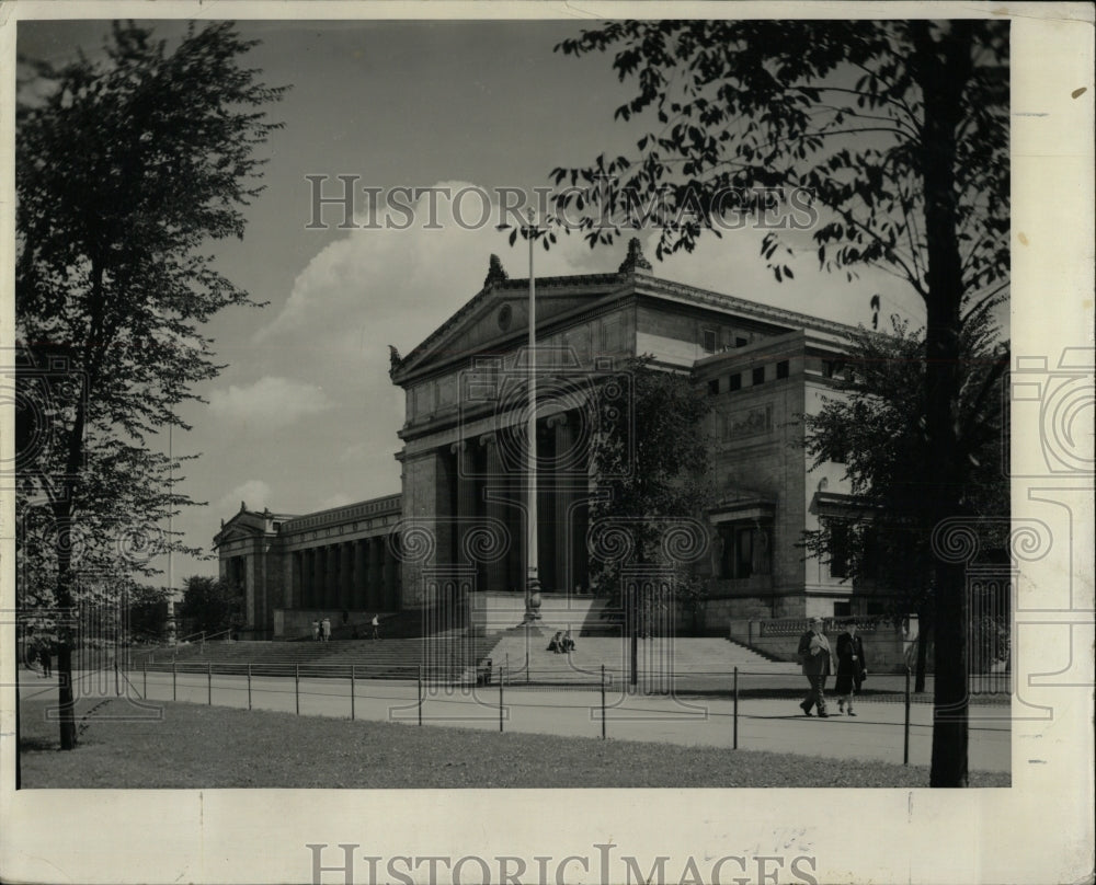 Press Photo Large Building Tress - RRW95667 - Historic Images