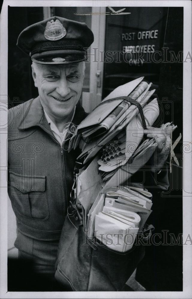 1970 Press Photo Chester Kraszewski, the mail man. - RRW95951 - Historic Images