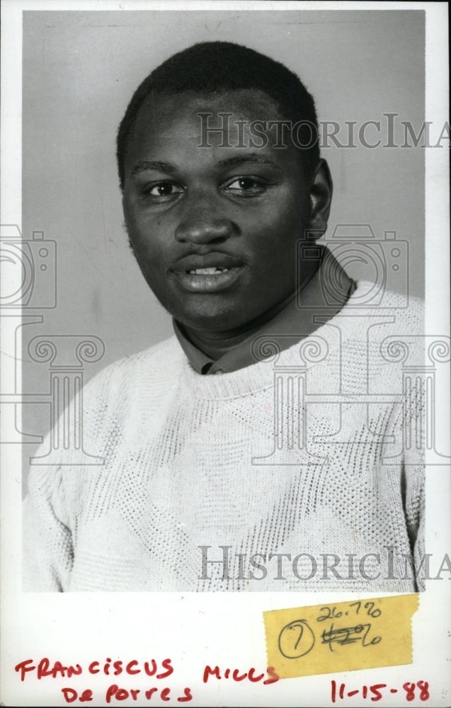 1988 Press Photo Franciscus Mills America Football Skin - RRW96035 - Historic Images