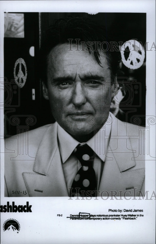 1990 Press Photo Dennis Hopper Flashback Huey Walker - RRW96063 - Historic Images