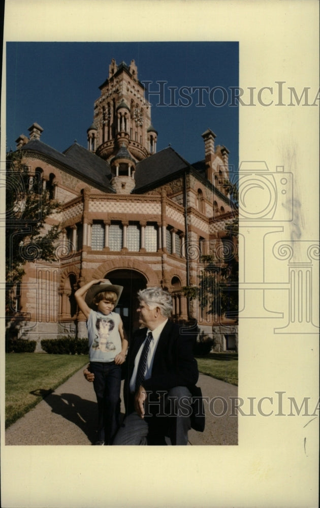 1984 Press Photo Waxahachie Bdlg. in Texas - RRW96245 - Historic Images