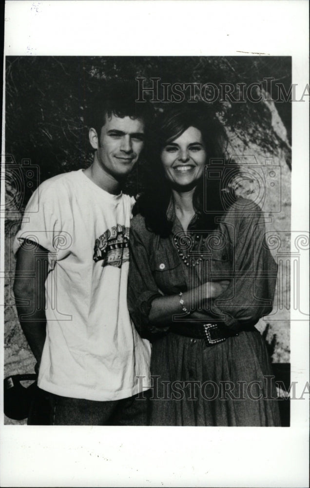 1992 Press Photo Maria Shriver Michael Douglas Perry - RRW96347 - Historic Images