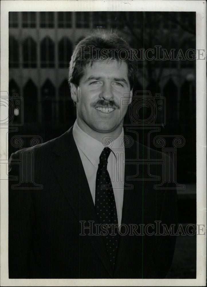 1986 Press Photo John McGuire Head Men Diving Wayne - RRW96777 - Historic Images