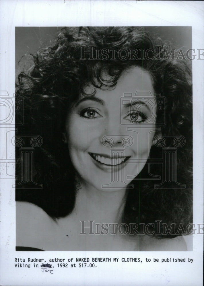 1992 Press Photo Rita Rudner author Naked Beneath vikin - RRW97213 - Historic Images