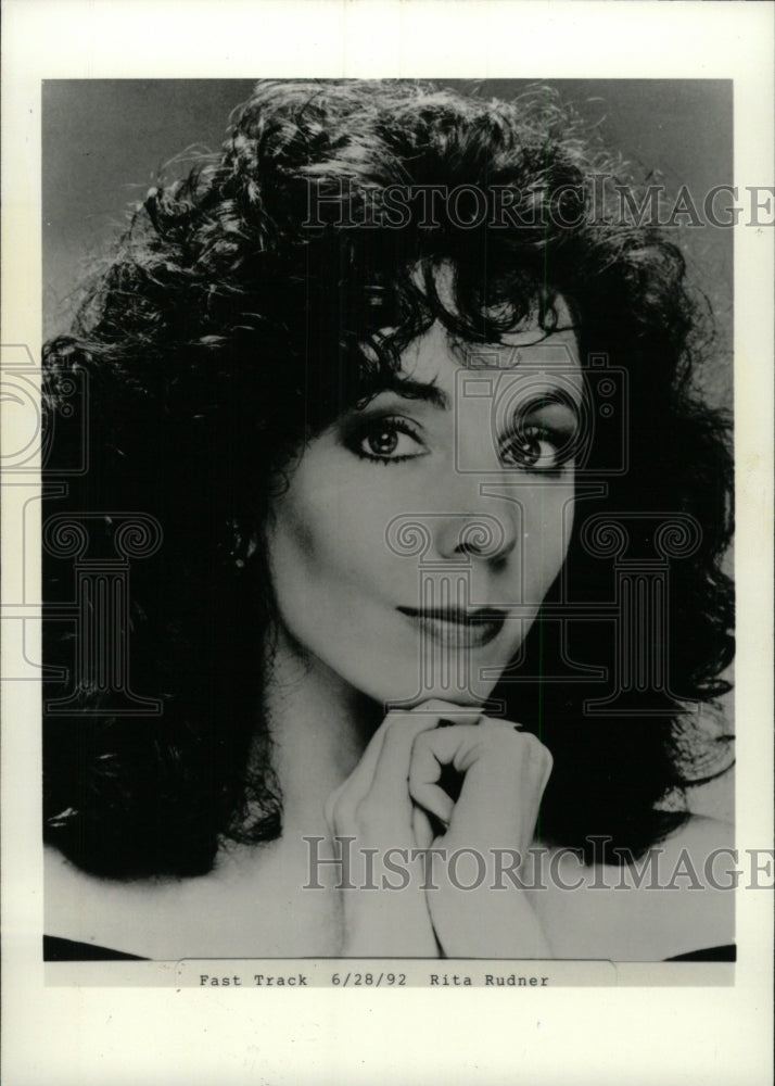 1992 Press Photo Rita Rudner (entertainer) - RRW97215 - Historic Images