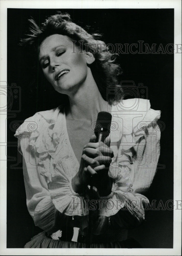 1988 Press Photo Sunny Wilkinson vocalist Jazz Mike - RRW97601 - Historic Images