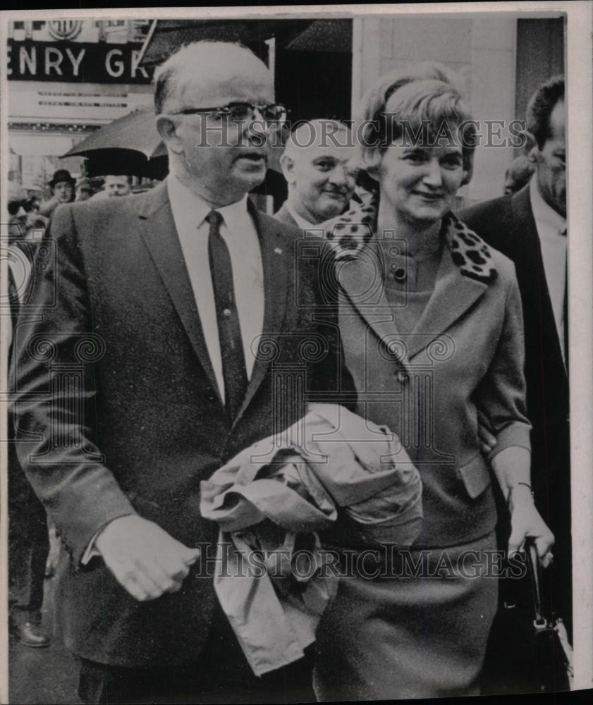 1966 Press Photo Lester Maddox wife Virgina Georgia - RRW97825 - Historic Images