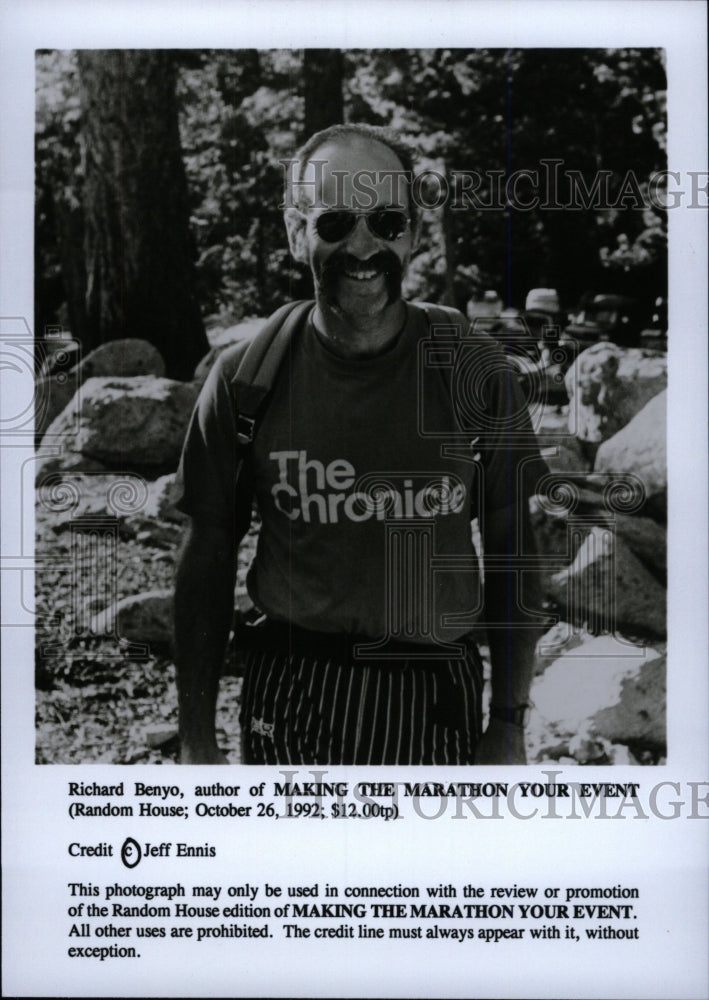 1992 Press Photo Richard Benyo Journalist Runner Mich - RRW98025 - Historic Images