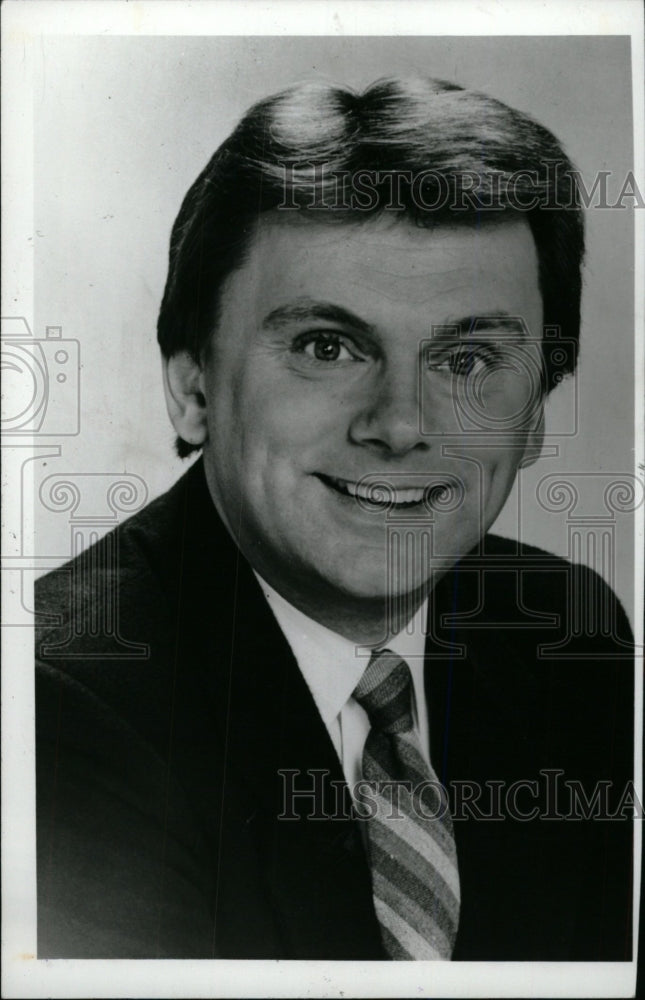 1987 Press Photo Pat Sayjack game show host - RRW98175 - Historic Images