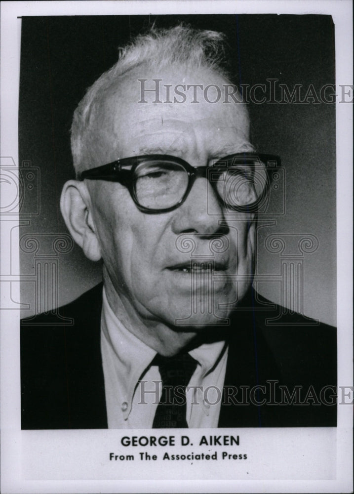 1966 Press Photo Vermont U.S. Senator George Aiken - RRW98301 - Historic Images