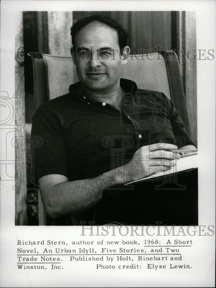 1970 Press Photo Richard Stern American writer author - RRW98375 - Historic Images