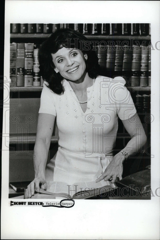 1982 Press Photo VALERIE HARPER AMERICAN ACTRESS - RRW98379 - Historic Images