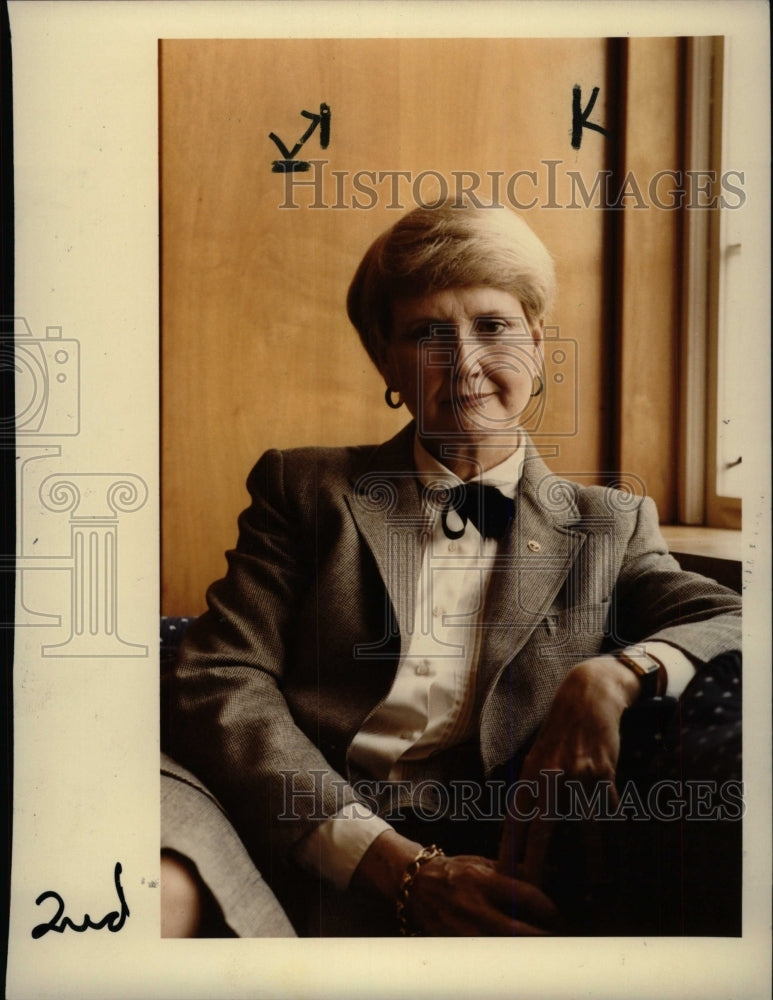 1983 Press Photo Jeanne Findlater TV executive - RRW98397 - Historic Images
