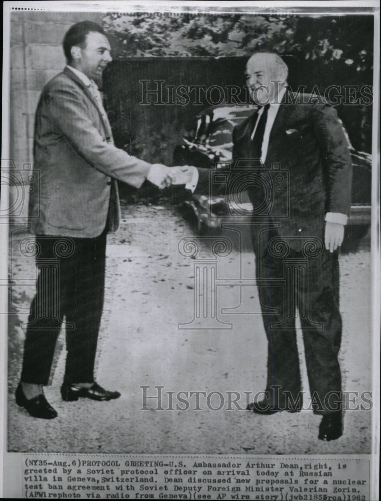 1962 Press Photo U.S. Ambassador Arthur Dean - RRW98721 - Historic Images