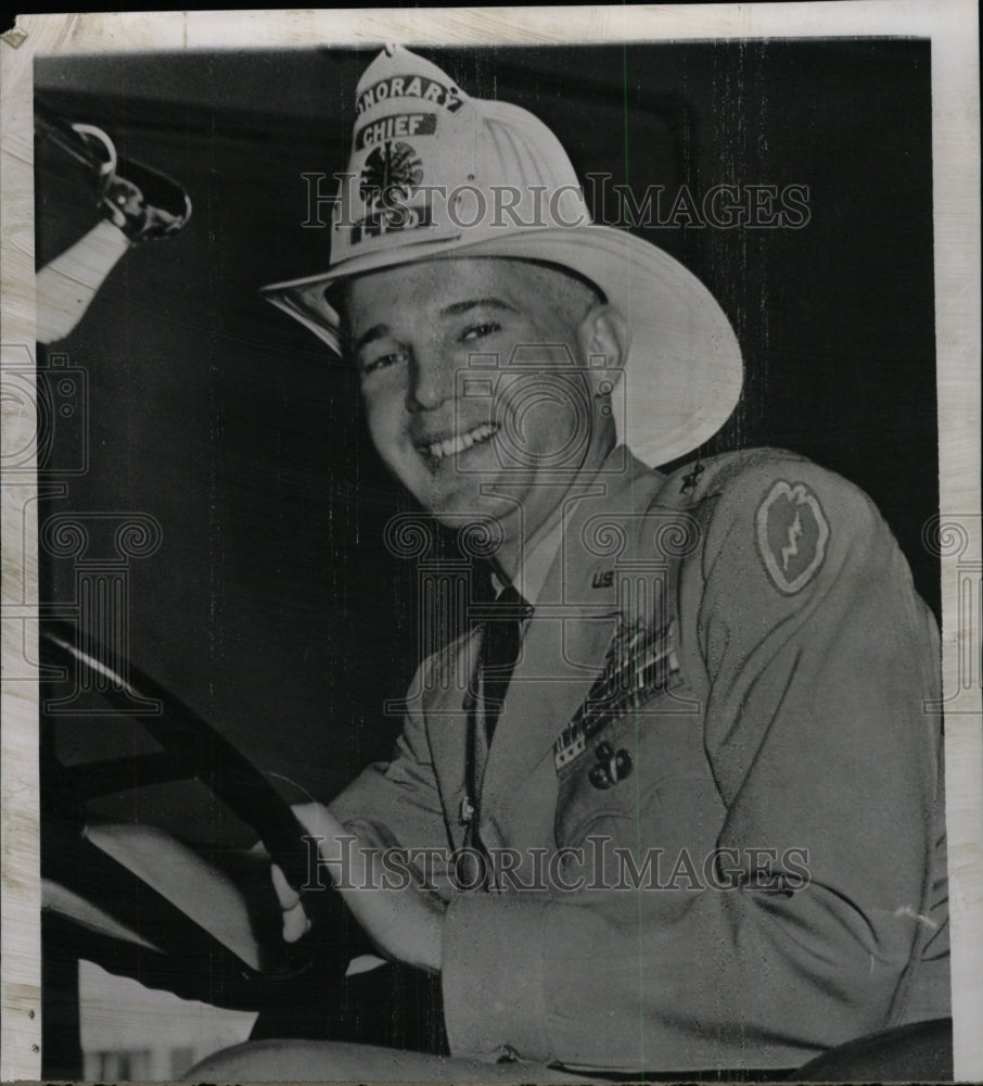 1951 Press Photo John wheel fire truck Lancaster chief - RRW98941 - Historic Images