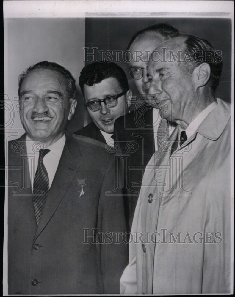 1962 Press Photo Anastas Mikoyan &amp; Adlai Stevenson - RRW99013 - Historic Images