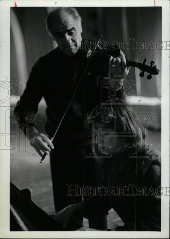 1987 Press Photo Gonzalez Erisman concertmaster Chicago - RRW99077 - Historic Images