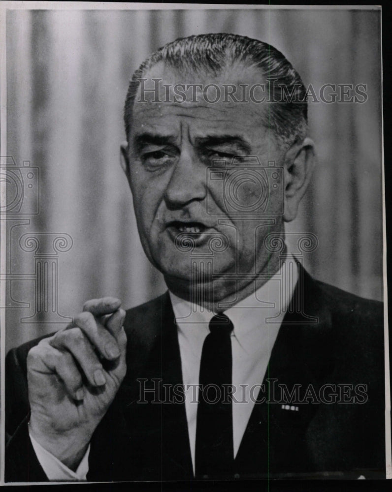 1965 Press Photo President Johnson warns Red China - RRW99085 - Historic Images