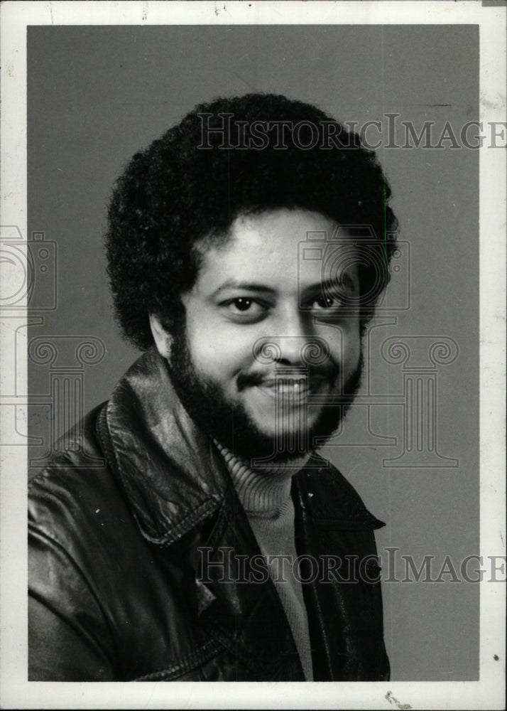 1989 Press Photo TERRY CABELL NEWS WRITER - RRW99115 - Historic Images