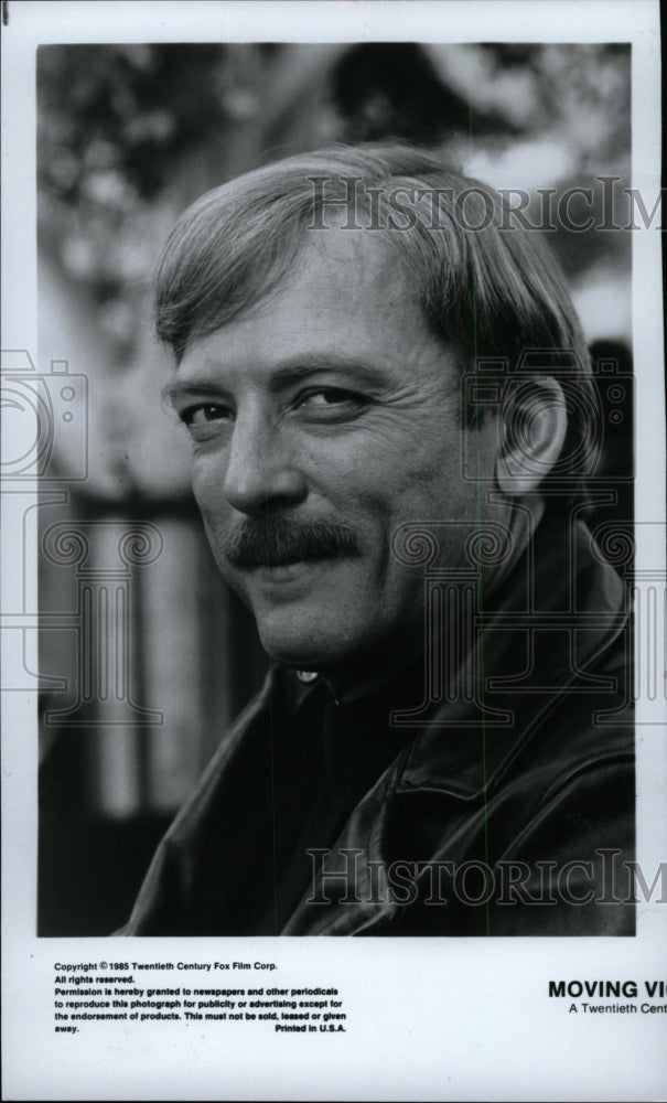 1988 Press Photo James Keach actor - RRW99165 - Historic Images