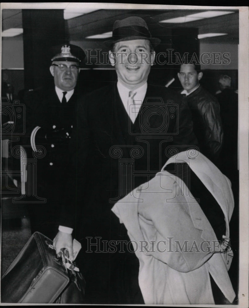 1964 Press Photo Politician Baker Heading To Washington - RRW99381 - Historic Images