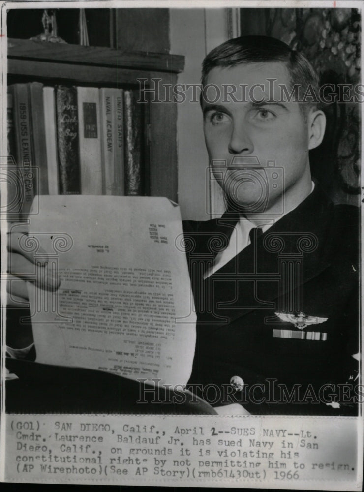 1966 Press Photo Lt Baldouf Suing Navy San Diego - RRW99385 - Historic Images