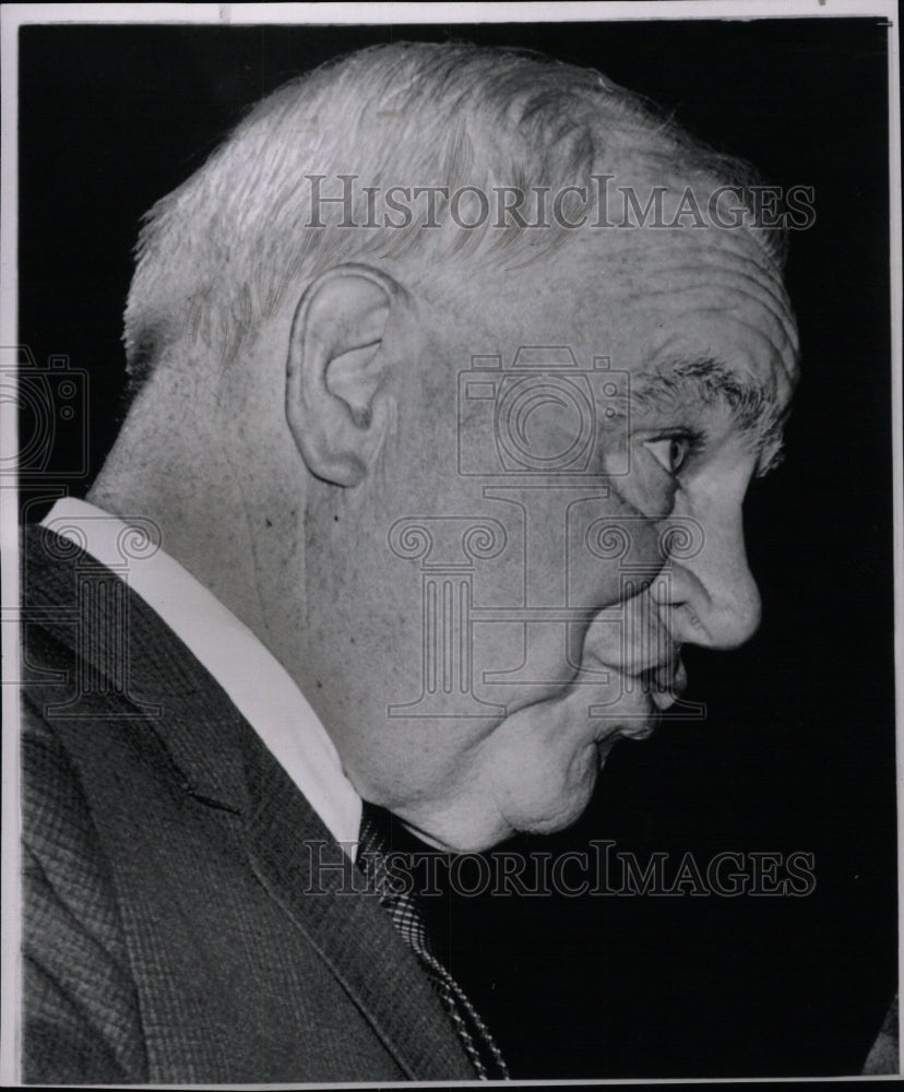 1961 Press Photo Businessman Hodges Speaking Profile - RRW99443 - Historic Images