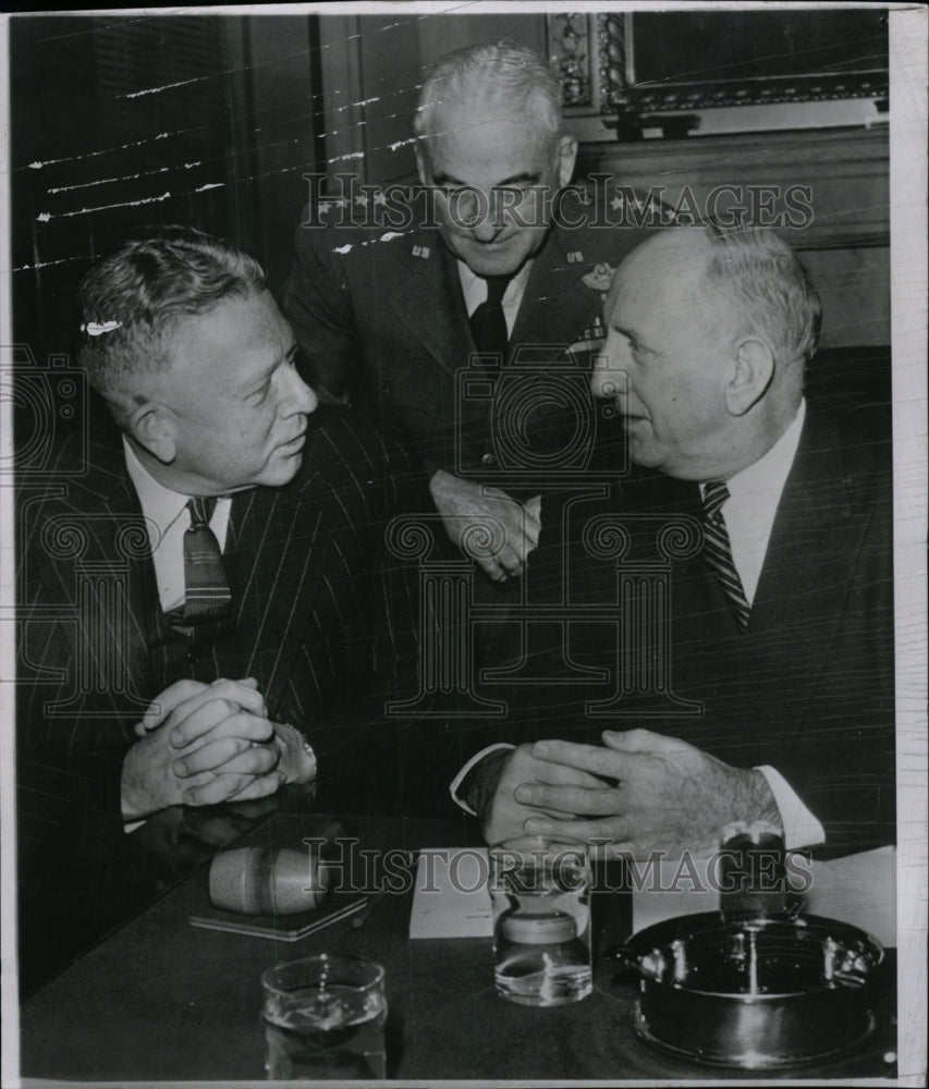 1959 Press Photo Defense Secy McElroy Closed Hearing - RRW99461 - Historic Images