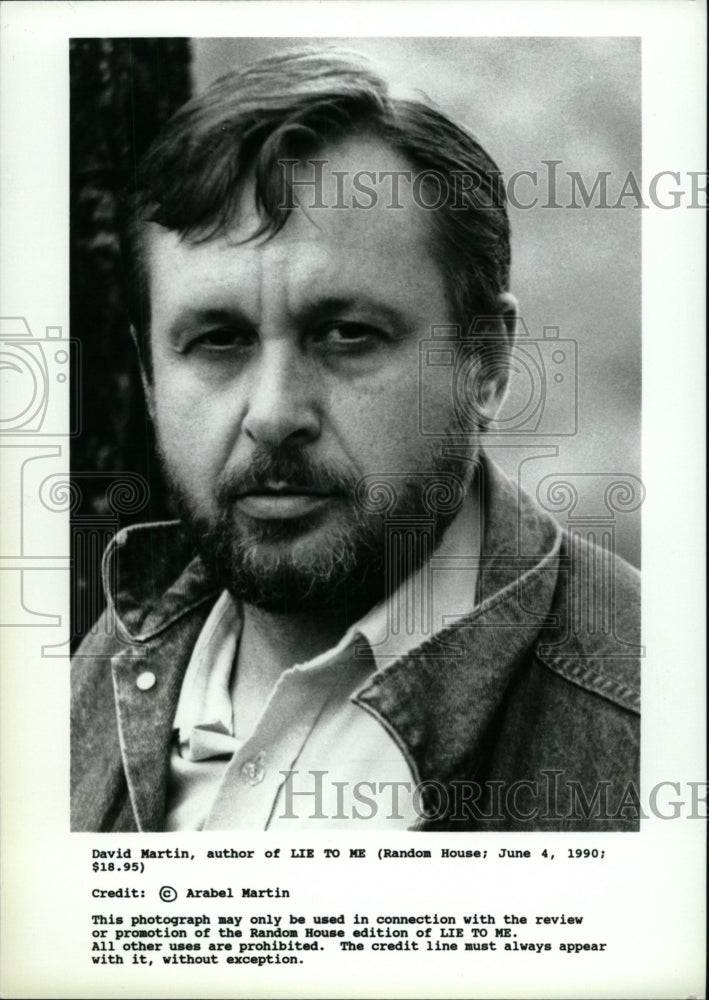 1990 Press Photo David Martin Author Lie Australian Poe - RRW99581 - Historic Images