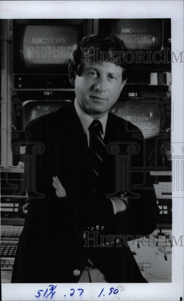 1984 Press Photo TED KOPPEL AMERICAN ABC ANCHOR - RRW99729 - Historic Images