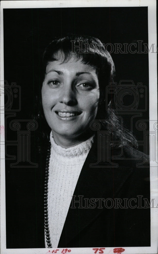 1974 Press Photo Sandra Dallas Author Yesterdays Denver - RRW99751 - Historic Images