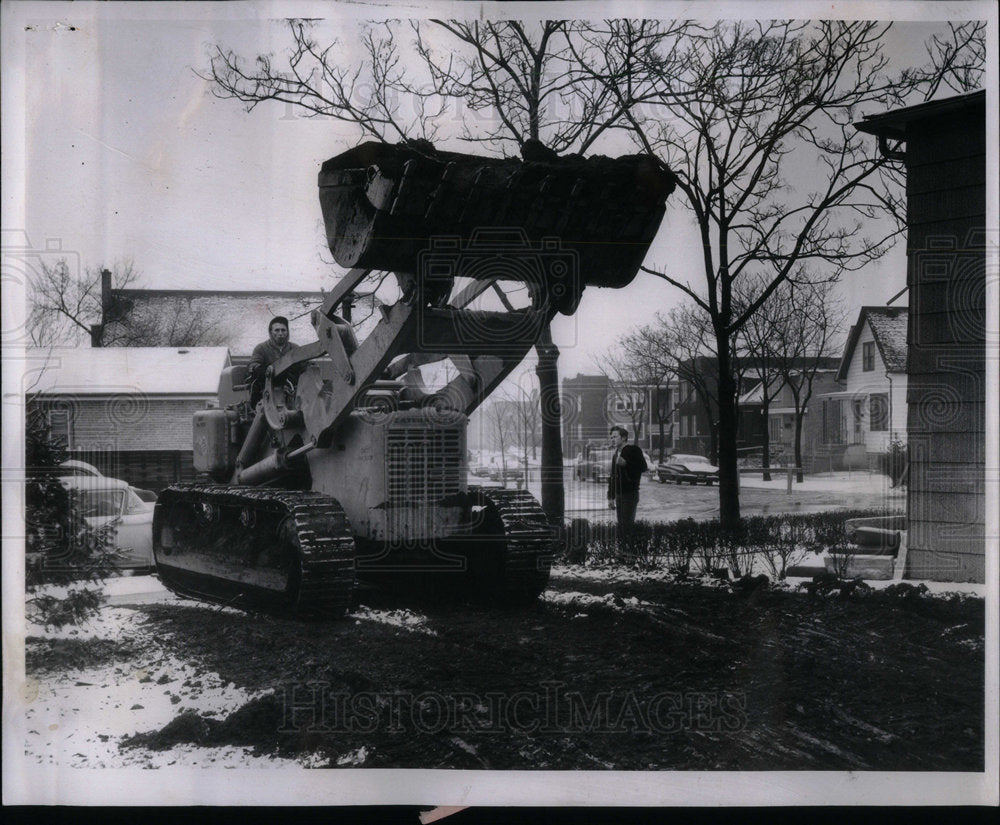 1961 Tornado devastated William Wright home - Historic Images