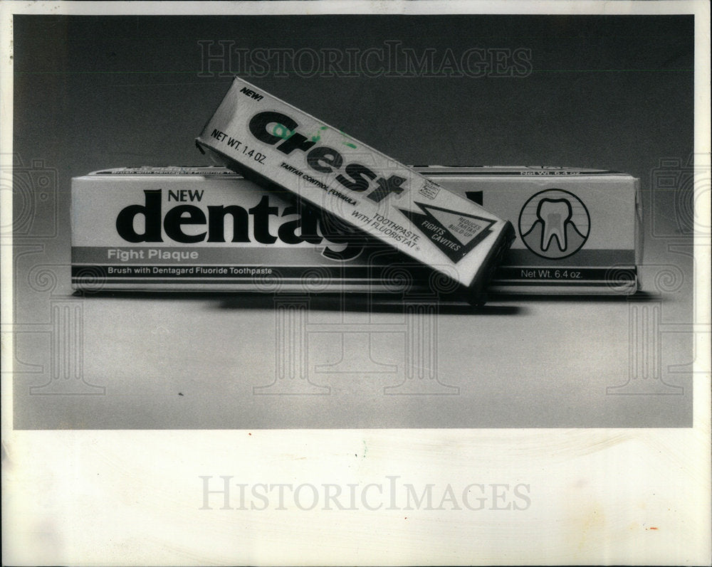 1985 Colgate Palmolive America dollar tooth - Historic Images