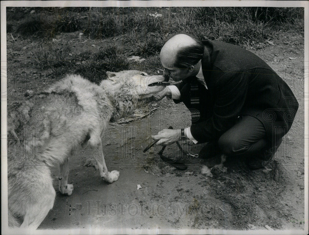 1965 Kiss Washington Jerome Hellmuth Pet - Historic Images