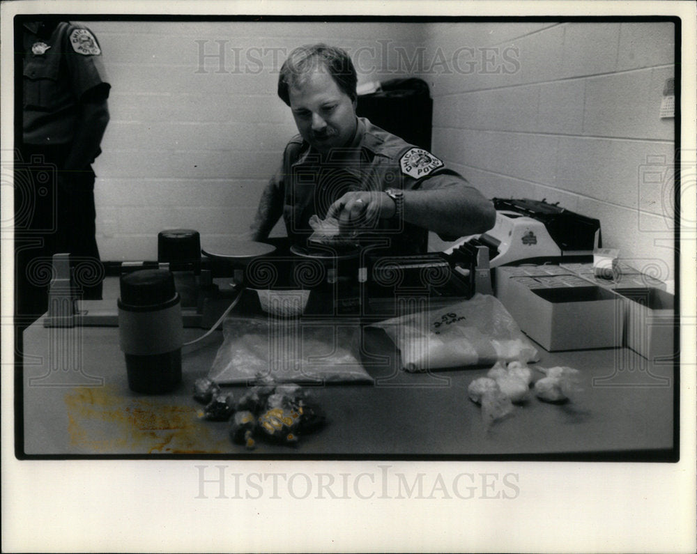 1987 Officer Frank Messina Cocaine heroin - Historic Images