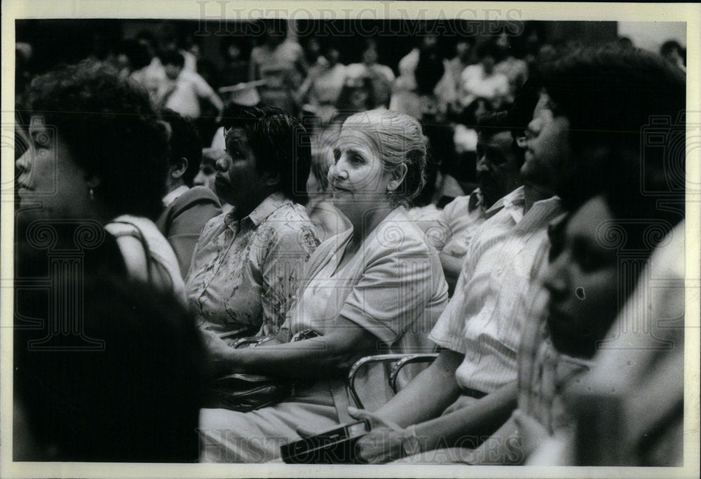 1981 Los Vecino Ceremony Benito High School - Historic Images