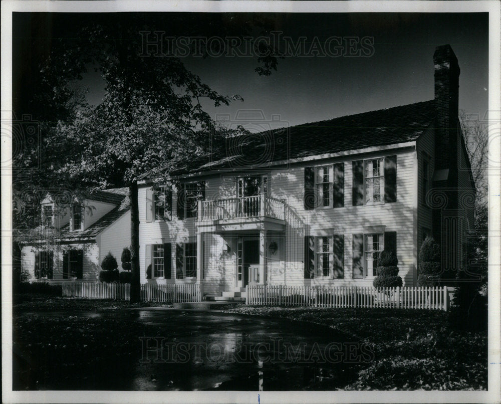 1977 Colonial Style Scholz Prestbury Aurora - Historic Images