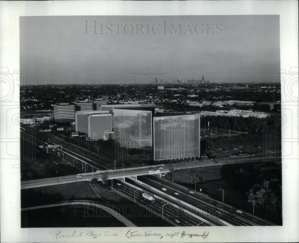 1985 Twin Towers Presidents Plaza Kennedy - Historic Images