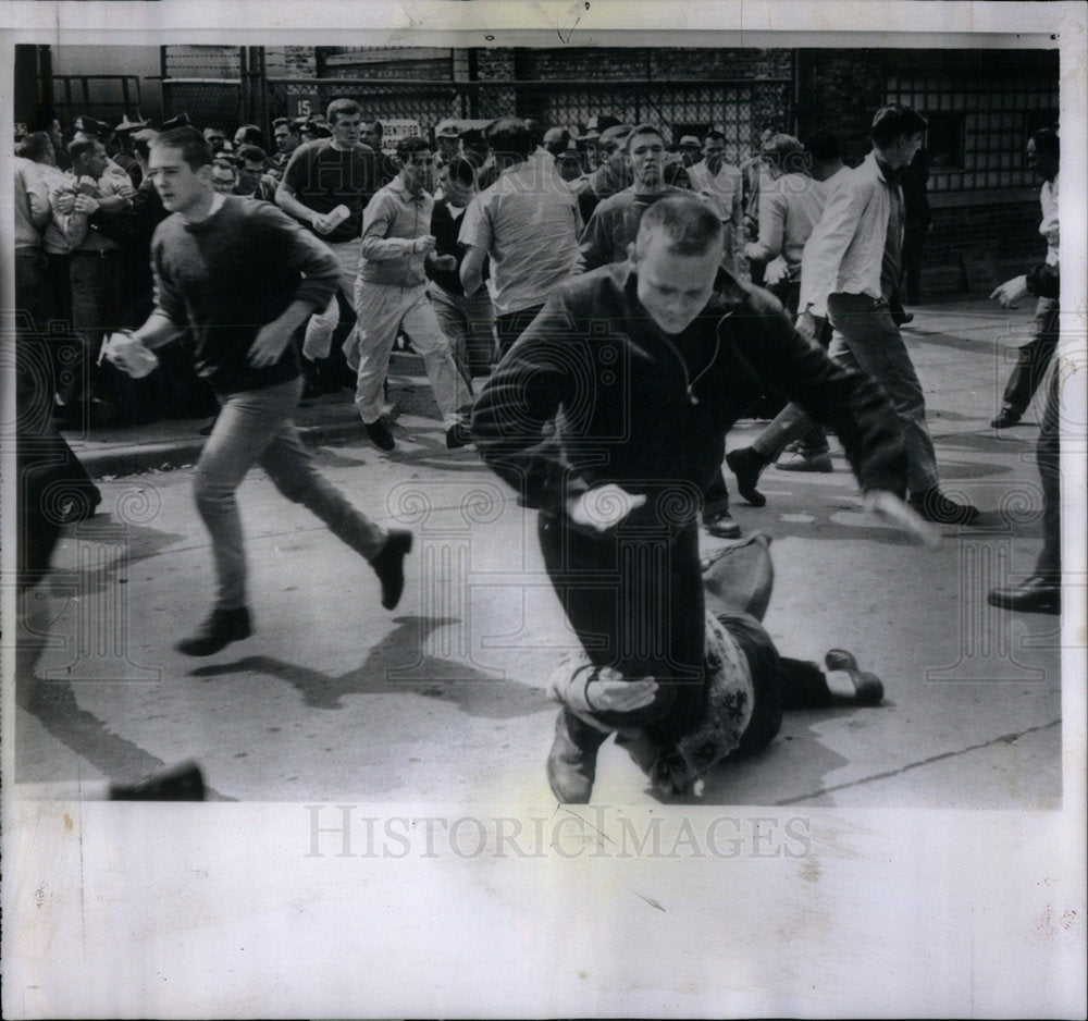 1964 Pressed Steel Tank Company Picket - Historic Images