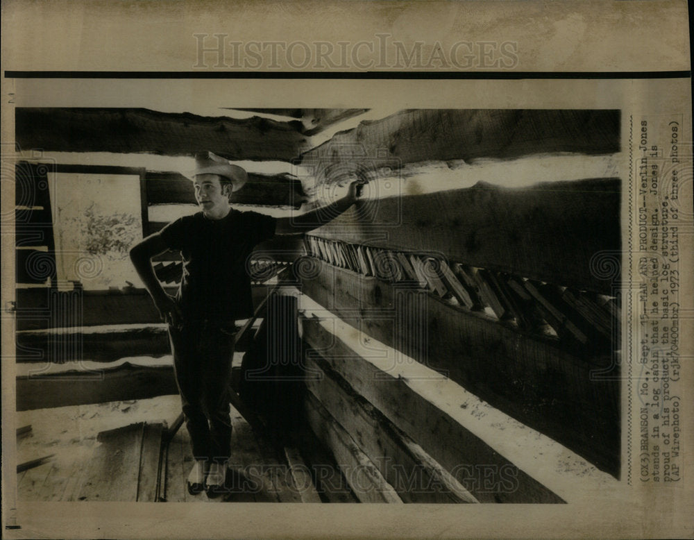 1923 Verlin Jones Locker Log Cabin Chicago - Historic Images