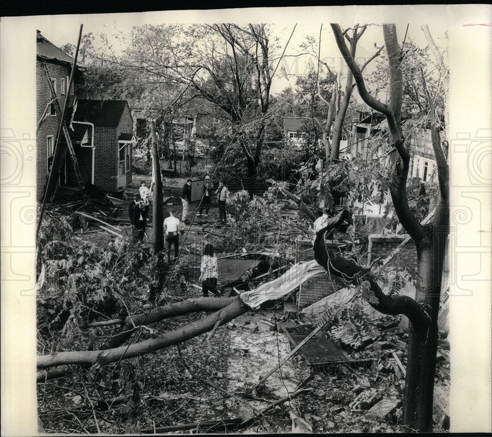 1965 Chaos State St Lockport Tornadic Winds - Historic Images