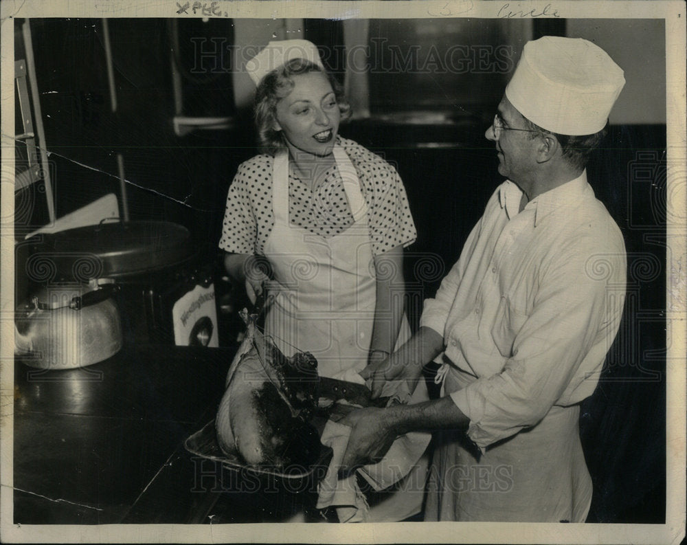 1938 Thanksgiving Day Dinner Chefs Boat - Historic Images