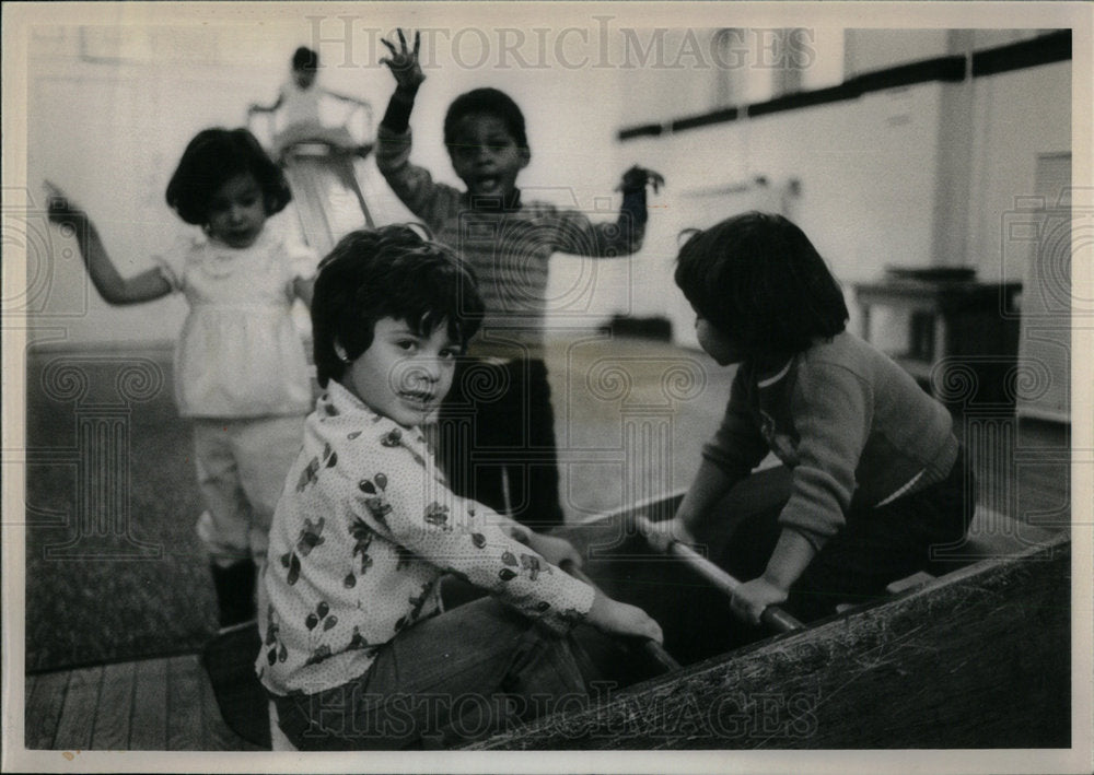 1981 Children Playing Casa Central Daycare - Historic Images