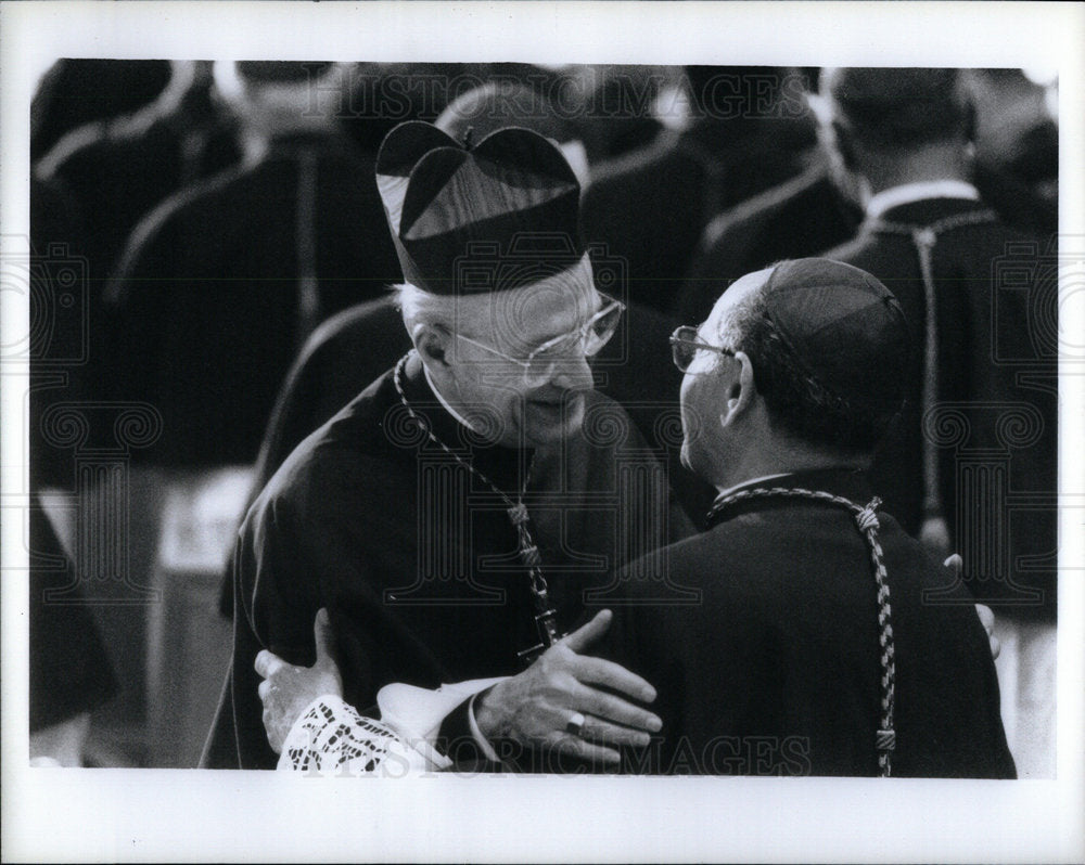 1988 Archbishop Edmund Szoka In Rome - Historic Images