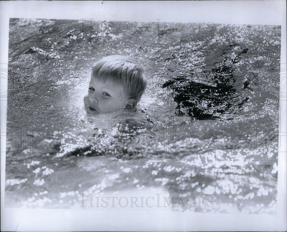 1977 Child Swim Pool Recreation Activity - Historic Images