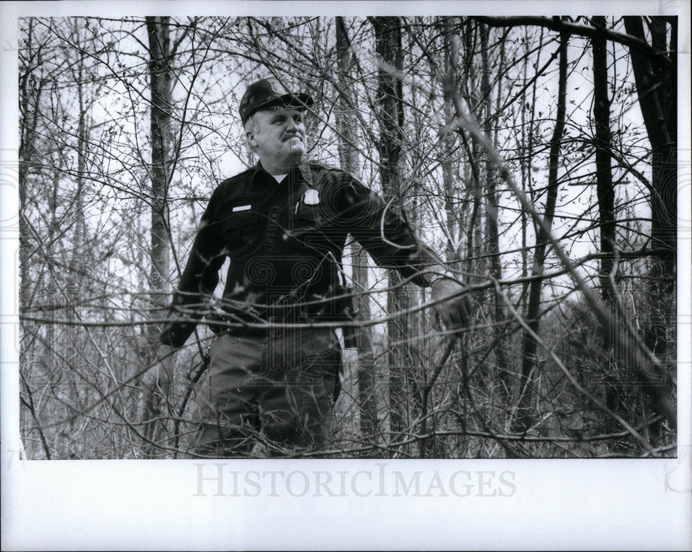 1990 Animal Control Officer Tom Ramsey - Historic Images