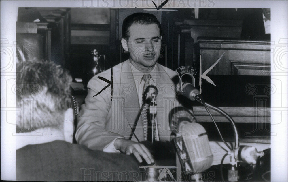 1954 Ex Communist PW Hvasty Speaking - Historic Images