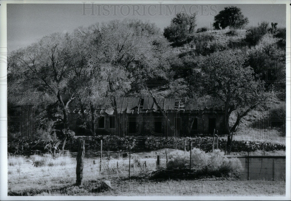 1990 Press Photo Abandoned OK Bar Ranch Building - RRX03113- Historic Images