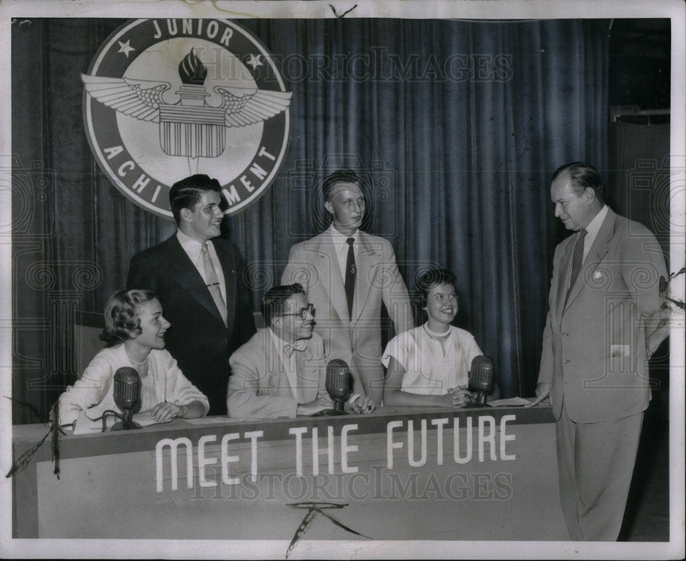 1953 Meet The Future W.W.J. T.V. - Historic Images
