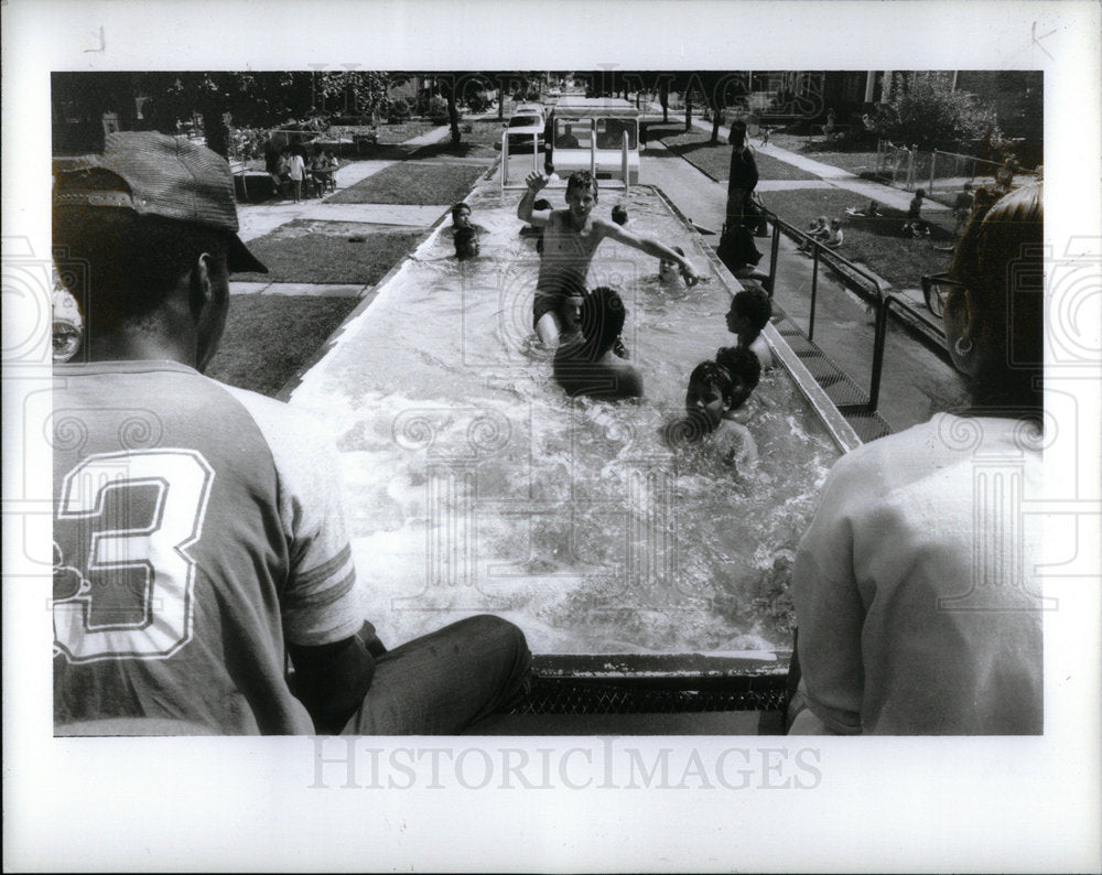 1990 Swimming/Children/Detroit Michigan - Historic Images